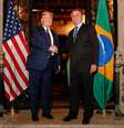 Presidente da República Jair Bolsonaro acompanhado do Presidente dos Estados Unidos Donald Trump, em encontro oficial realizado no início de março.  Foto: Alan Santos/ PR/ Flickr Planalto / Reprodução