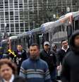 Ônibus enfileirados no Viaduto do Chá, em São Paulo
06/09/2019
REUTERS/Rahel Patrasso  Foto: Reuters