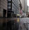 Prédio da Bolsa de Nova York em uma rua Broad quase deserta em meio ao surto de Covid-19, EUA
03/04/2020
REUTERS/Mike Segar  Foto: Reuters