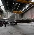 Modelo E195-E2 da Embraer em hangar. 26/2/2020.  REUTERS/Arnd Wiegmann  Foto: Reuters