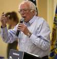 Bernie Sanders desistiu da disputa democrata, mas sua campanha já teve efeitos sobre a plataforma eleitoral do partido  Foto: EPA / BBC News Brasil