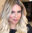 Marília Mendonça conduziu a live com bom-humor e até mandou um recado para Maraisa  Foto: Instagram, Marília Mendonça / PurePeople