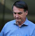 Bolsonaro visita obra de hospital de campanha em cidade goiana ao lado de Caiado e Mandetta  Foto: Adriano Machado / Reuters