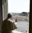 Papa Francisco pediu que governantes e cientistas pensem nos povos do mundo após a pandemia do novo coronavírus acabar  Foto: ANSA / Ansa - Brasil