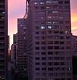 Prédios residenciais durante anoitecer em São Paulo
15/04/2020
REUTERS/Rahel Patrasso  Foto: Reuters
