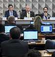 Sessão da CPI no Senado, em março; parlamentares investigam perfis na internet  Foto: Marcos Oliveira / Agência Senado / Estadão Conteúdo