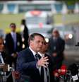 Bolsonaro faz declarações em defesa da liberdade e da democracia um dia após ato pró-ditadura  Foto: Ueslei Marcelino / Reuters
