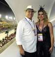 Governador Wilson Witzel e a primeira-dama Helena Witzel, durante o do Desfile das Escolas de Samba do Grupo Especial do Rio de Janeiro  Foto: Nelson Perez/ Fickr Gov RJ / Divulgação