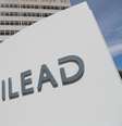 Logotipo da Gilead na frente do prédio de escritórios da companhia. 1/5/2018. REUTERS/Stephen Lam  Foto: Reuters