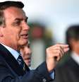 Panelaços marcam presença de Bolsonaro em evento militar em Porto Alegre  Foto: Getty Images / BBC News Brasil