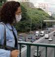 Trânsito de veículos na Avenida 23 de Maio, zona sul de São Paulo, na manhã desta sexta-feira, 08, durante o período de quarentena em vigor no estado em razão da pandemia de coronavírus.  Foto: FÁBIO VIEIRA/FOTORUA / Estadão Conteúdo