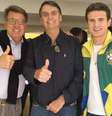 Paulo Marinho (esq) posa ao lado de Bolsonaro durante as eleições de 2018  Foto: Reprodução/Instagram