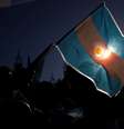 Bandeira da Argentina é erguida. 24/10/2019. REUTERS/Carlos Garcia Rawlins.  Foto: Reuters