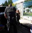 Agentes da PF durante operação em Brasília
27/05/2020
REUTERS/Adriano Machado  Foto: Reuters