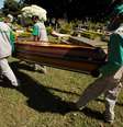 Brasil voltou a registrar mais de mil mortes em 24h por Covid-19  Foto: EPA / Ansa
