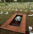 Funeral no cemitério Campo da Esperança em Brasília  Foto: EPA / Ansa - Brasil