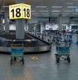 Área de bagagens vazia em aeroporto de Amsterdã  Foto: Getty Images / BBC News Brasil