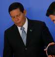 Bolsonaro e Mourão participam de cerimônia no Palácio do Planalto, em Brasília
25/04/2019
REUTERS/Adriano Machado  Foto: Reuters