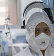  Atendimento de pacientes com covid-19 em estado grave na Unidade de Terapia Intensiva (UTI) do Hospital Municipal de Osasco, na Grande São Paulo  Foto: MISTER SHADOW/ASI / Estadão Conteúdo