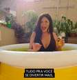 Luisa Marilac em sua piscininha particular: visibilidade usada para combater a transfobia  Foto: Reprodução