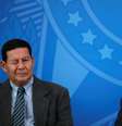 Mourão e Bolsonao no Palácio do Planalto
17/04/2020
REUTERS/Ueslei Marcelino  Foto: Reuters