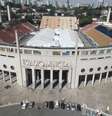 Imagem feita com um drone mostra o Estádio do Pacaembu, na zona oeste da cidade de São Paulo  Foto: MISTER SHADOW/ASI / Estadão Conteúdo
