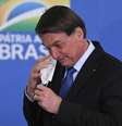 O presidente da República, Jair Bolsonaro, durante a cerimônia de prorrogação do auxílio emergencial a trabalhadores informais, no Palácio do Planalto  Foto: EDU ANDRADE/FATOPRESS / Estadão Conteúdo