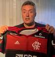 Domènec Torrent já distribuiu a camisa de titular do Flamengo para 26 jogadores  Foto: Divulgação/Flamengo / Estadão Conteúdo