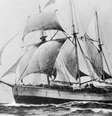 O Fram, navio do aventureiro norueguês Fridtjof Nansen, foi pego em 'água morta' nas águas do Ártico em 1893  Foto: Getty Images / BBC News Brasil