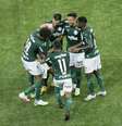 O jogador Patrick de Paula comemora gol do Palmeiras durante partida entre Palmeira de Ponte Preta , válido pela semifinal do Campeonato Paulista, na cidade de São Paulo, SP, neste domingo, 22.   Foto: Wilian Oliveira / Futura Press