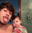 O ator Rafael Vitti junto com a filha, Clara Maria  Foto: Instagram / @rafaavitti / Estadão