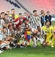 Juventus comemora nono título consecutivo no Campeonato Italiano
01/08/2020
REUTERS/Massimo Pinca  Foto: Reuters