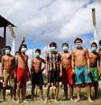 Índios ianomâmis com máscaras de proteção facial em instalação do Exército em Roraima
01/07/2020
REUTERS/Adriano Machado  Foto: Reuters