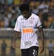Zagueiro Gil é um dos jogadores que testarem positivo para covid-19  Foto: Bruno Ulivieri/Agif / Gazeta Press
