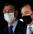 Bolsonaro e Maia após reunião no Palácio da Alvorada
12/08/2020
REUTERS/Adriano Machado  Foto: Reuters