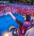 Milhares de pessoas lotaram um festival de música em Wuhan  Foto: Getty Images / BBC News Brasil