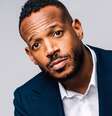 Marlon Wayans mostra nova faceta artística em 'On The Rocks'  Foto: Divulgação