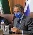 Rafael Grossi fala durante entrevista, ao lado de Ali-Akbar Salehi, em Teerã
 25/8/ 2020 WANA (West Asia News Agency)/REUTERS   Foto: Reuters