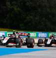 Os dois carros da Haas terminaram o GP da Estíria   Foto: Haas / Grande Prêmio
