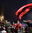 Torcida do Newell's Old Boys foi para as ruas de Rosario, na Argentina  Foto: Agustin Marcarian / Reuters