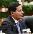 Vice-presidente Hamilton Mourão durante visita a Pequim
24/05/2019 REUTERS/Florence Lo/Pool  Foto: Reuters