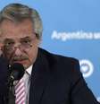 Presidente argentino, Alberto Fernández, fala a jornalistas na residência presidencial em Buenos Aires
12/8/2020 Juan Mabromata/Pool via REUTERS  Foto: Reuters