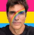 Gianecchini diante da bandeira da pansexualidade: “Eu me considero tudo ao mesmo tempo”   Foto: Fotomontagem: Blog Sala de TV 