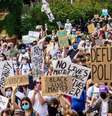 Caso George Floyd provocou protestos nos Estados Unidos que pedem profunda reforma da polícia  Foto: AFP / BBC News Brasil