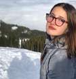 Isabele Guimarães morreu aos 14 anos, em 12 de julho, após disparo feito por sua amiga em Cuiabá (MT)  Foto: Arquivo pessoal / BBC News Brasil