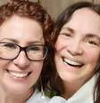 Carla Zambelli e Regina Duarte se tornaram alvo de chacota de anti-bolsonaristas no Twitter: “Serpentes peçonhetas”   Foto: Reprodução