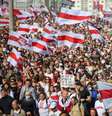 Manifestantes bielorrussos protestam contra o presidente  Foto: Reuters