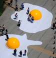 Instalação Eggcident remete ao aquecimento global  Foto: Divulgação/Virada Sustentável / Estadão Conteúdo