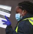 No sábado (19/09), o Reino Unido registrou mais 4.422 novos casos de covid-19 e 27 mortes.  Foto: PA Media / BBC News Brasil