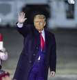 Donald Trump cumprimenta apoiadores em Ohio, em 21 de setembro  Foto: EPA / Ansa